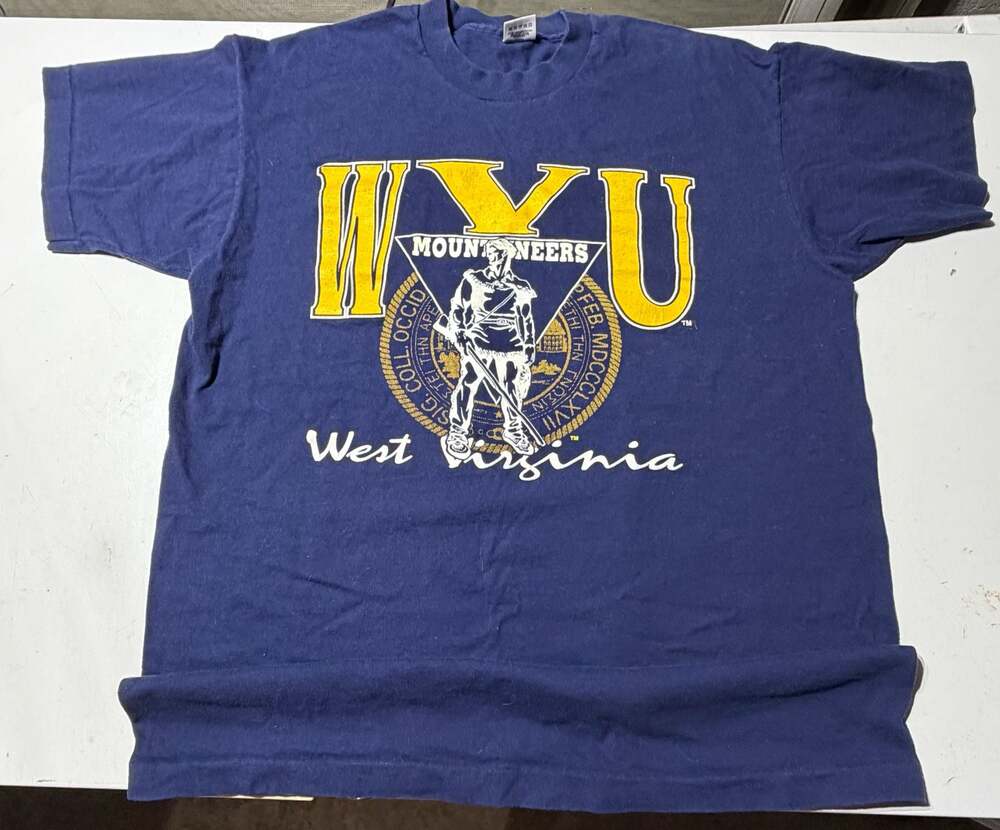 Vintage Fruit of the Loom West Virginia Mountaineers WVU Graphic T-Shirt XL